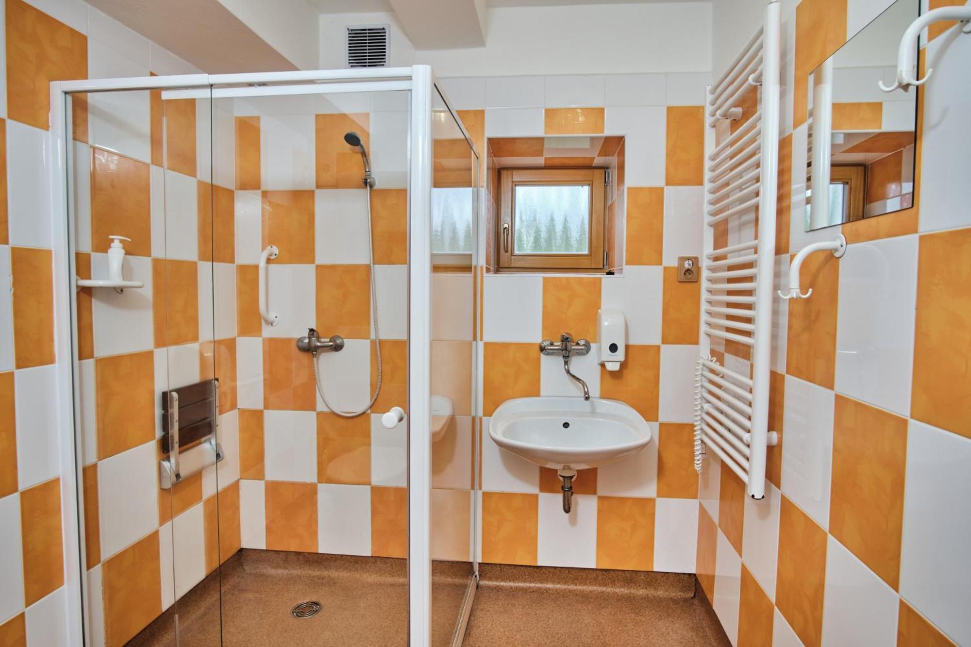 Hotel Strnadovsky Mlyn Jesenice  Camera foto
